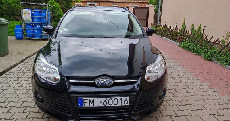 Ford Focus cena 19400 przebieg: 223654, rok produkcji 2011 z Skwierzyna małe 137